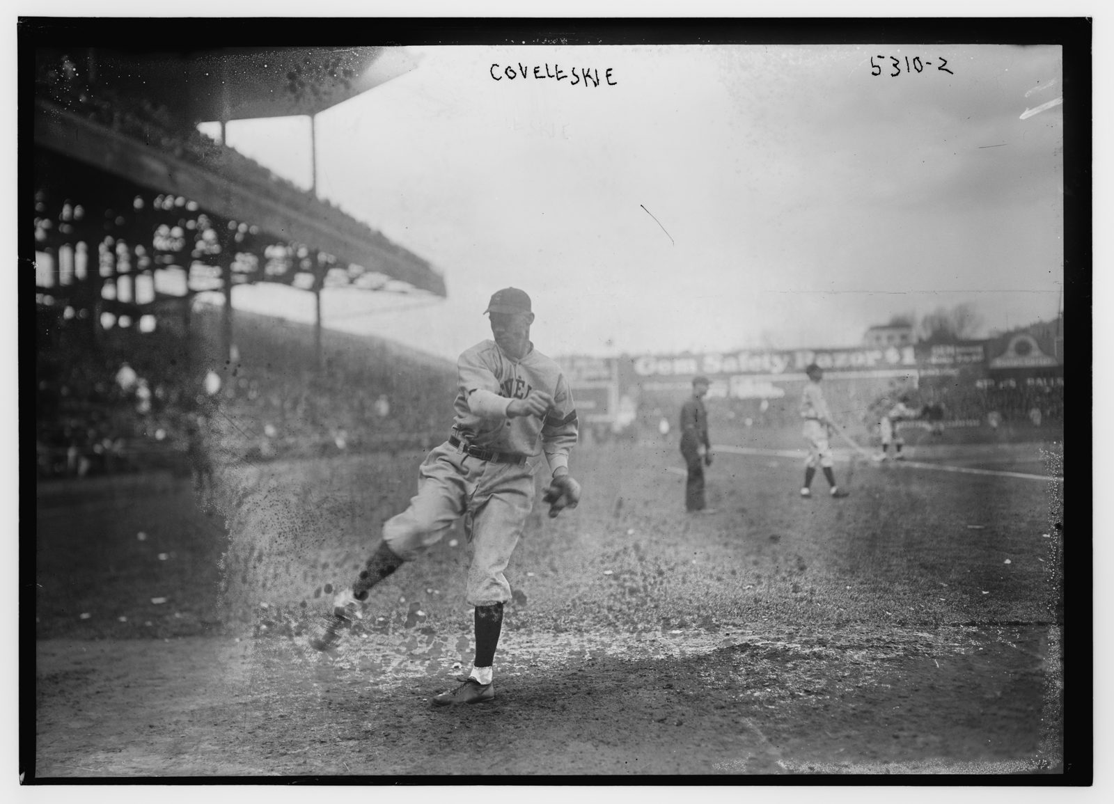 File:Stan Coveleski, Cleveland AL (baseball) LCCN2014711584.jpg - Wikimedia  Commons