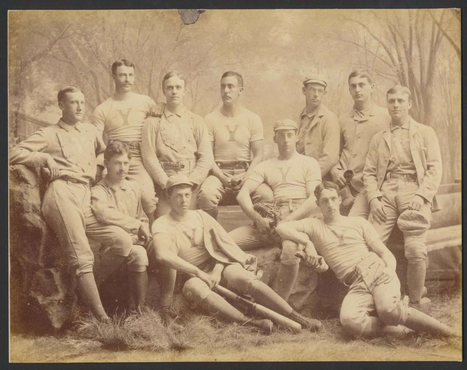 1884 YALE U. Baseball Team Large Vintage Cabinet Photo - Picture 1 of 2