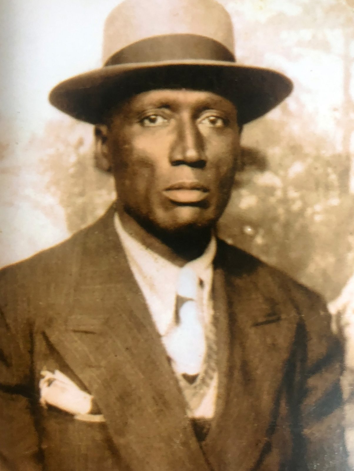 Reclaimed: The Forgotten League' takes a look into the unseen history of the Negro Leagues - ABC News